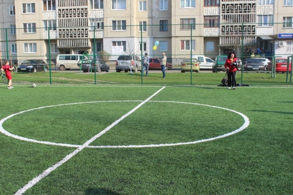 Сьогодні міський голова відкриватиме на БАМі новий спортивний майданчик