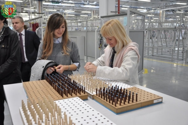 На Тернопільщині пропонують жити та працювати в Україні