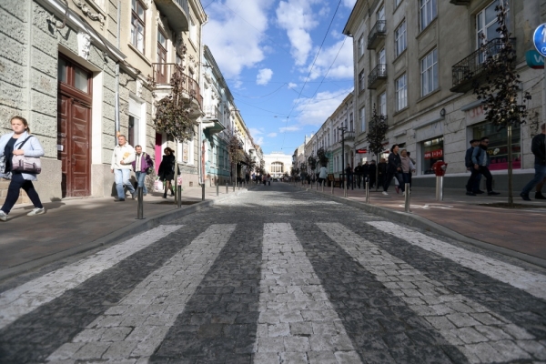 У Тернополі відкрили одну із найкрасивіших пішохідних вулиць (Фото)