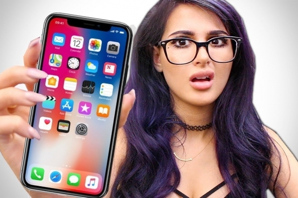 У Тернополі «накрили» величезну партію нелегальних «Айфонів» (Фото)