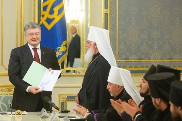 Завдяки Порошенко відновлена історична справедливість, – експерт