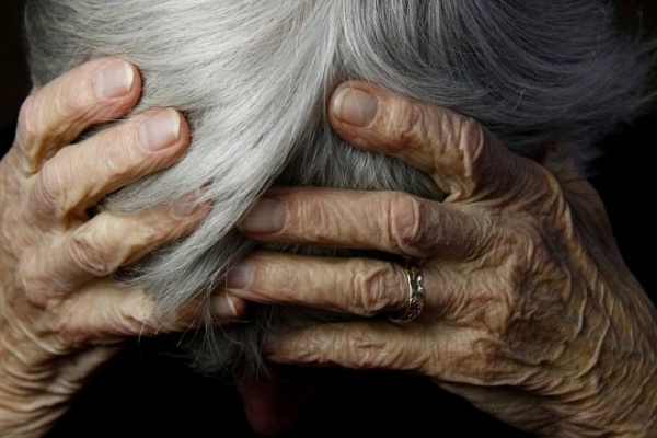 На Тернопільщині судитимуть стареньку, яка відлупцювала державного виконавця