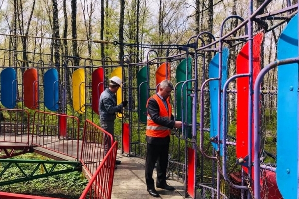 Чи безпечні атракціони у тернопільських парках?