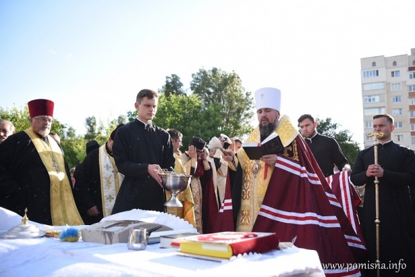 Глава ПЦУ Епіфаній заклав наріжний камінь під будівництво храму в Тернополі (Фото)