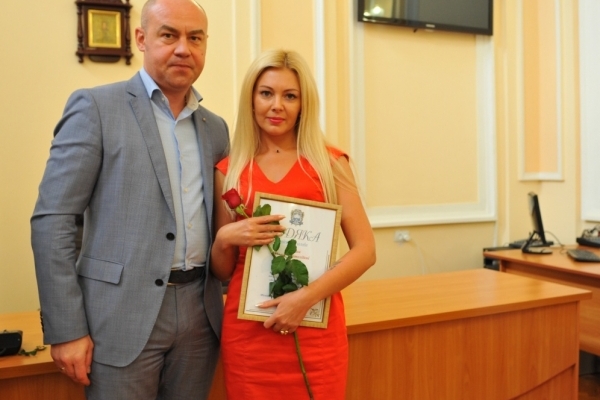 Очільник Тернополя привітав та нагородив працівників сфери торгівлі