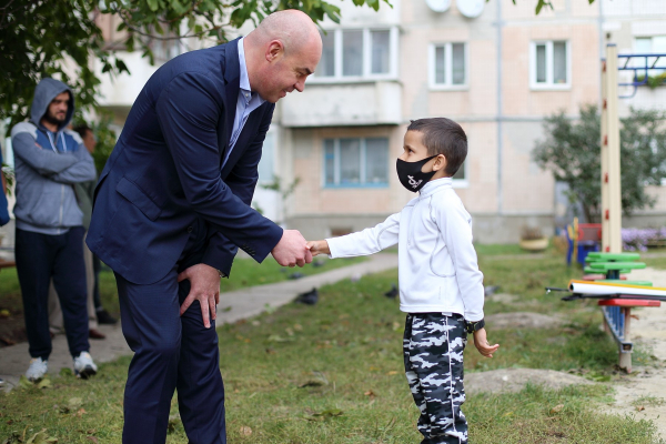 Тернополяни підтримали Сергія Надала довівши, що довіряють людям справи, а не популістам