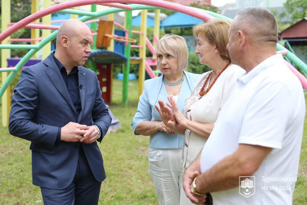 Мерія Тернополя забезпечела заробітною платою бюджетників, незважаючи на відсутність фінансування від уряду