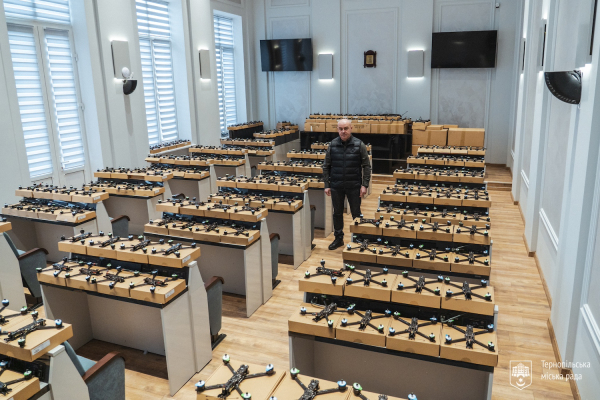 Сергі Надал: Перших 1000 FPV ударних дронів для ЗСУ прибула у Тернопіль