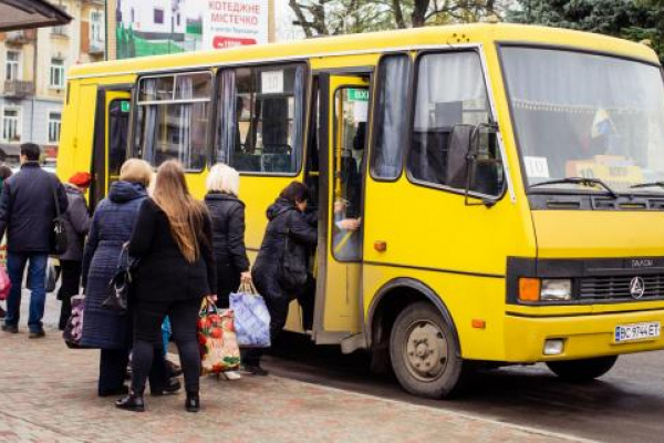 Подорожчання пального вдарило по громадському транспорту: у Львові призупинено безкоштовні пересадки в громадському транспорті, Тернопіль поки тримається