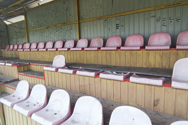 ФК «Нива» у заручниках своїх власних інвесторів: обіцяли 100 мільйонів вкласти в стадіон - вклали 5 і шукають винних