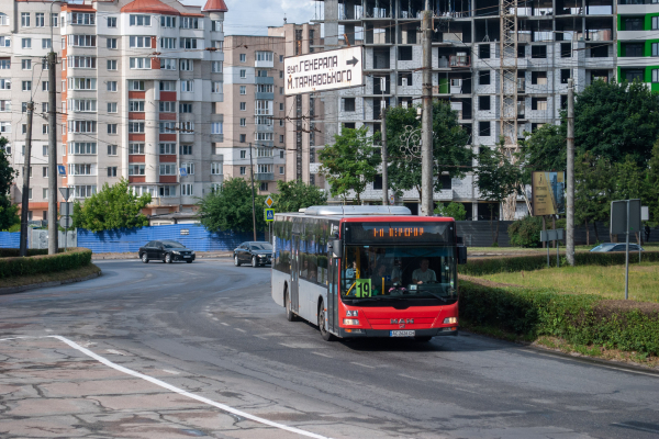 Підтоплення на Коновальця у Тернополі: місто вимагає від забудовника виконати технічні умови та прокласти колектор для відведення дощових вод