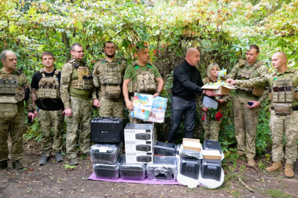 У День захисників і захисниць Сергій Надал привітав воїнів 44-ї бригади на фронті