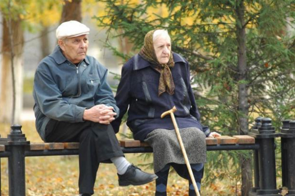 Українці можуть оформити пенсію дистанційно: куди звертатись та які документи необхідні