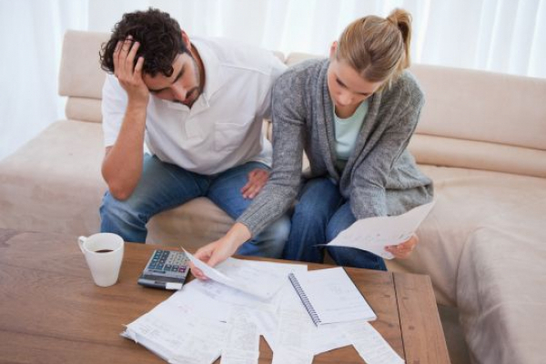 Витискаємо «бабло» з сімейних бюджетів: кожну українську родину зроблять суб’єктом підприємництва?