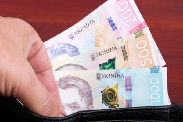Рада встановила нові пільги для кількох категорій українців: хто і за що більше не платитиме